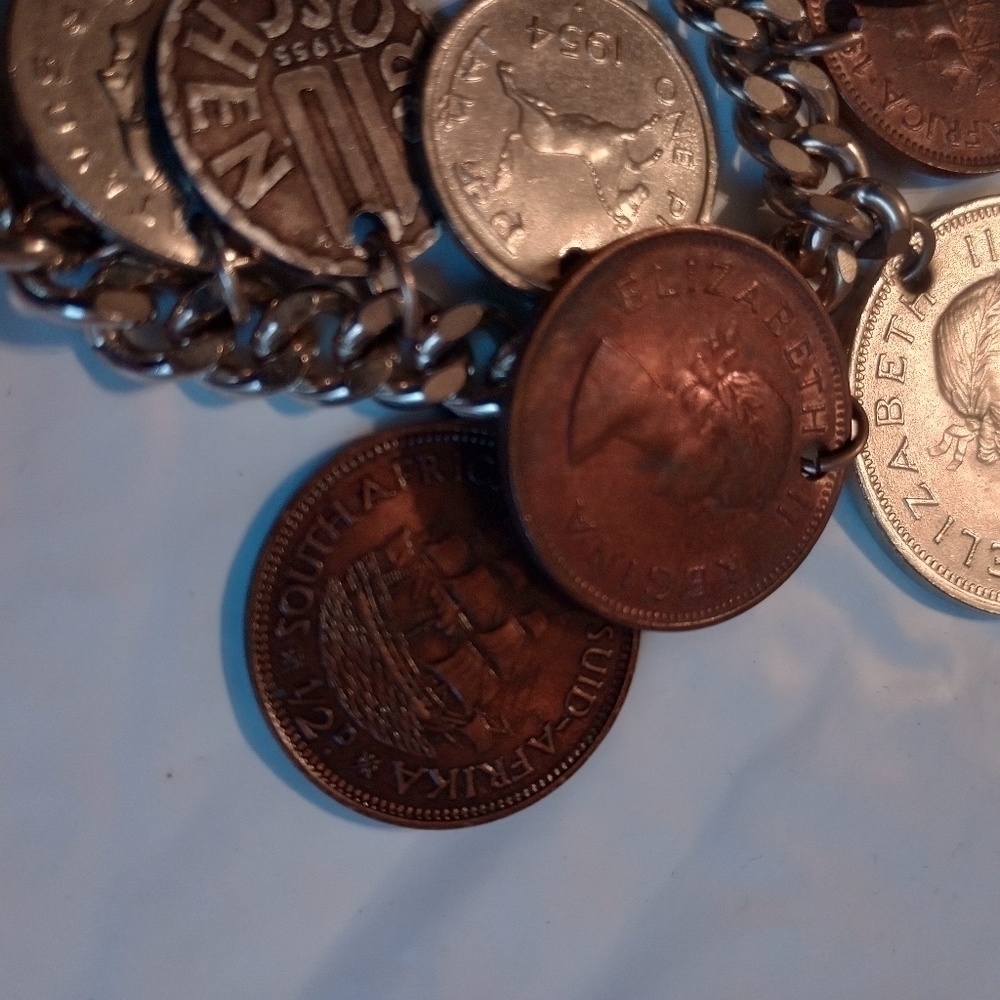 Custom Coin Bracelet From Around The World Silver Tone - Picture 2 of 3
